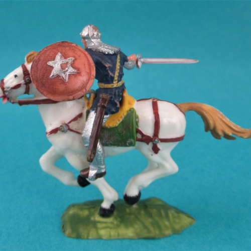 8856 4 Cavalier avec épée, bouclier et cervelière sur cheval 1 (III a).